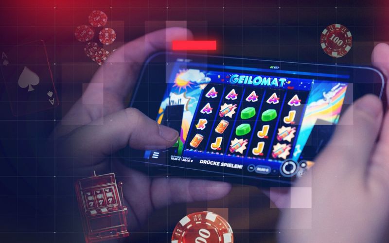 Nhân viên chăm sóc khách hàng Bayclub hỗ trợ 24/7